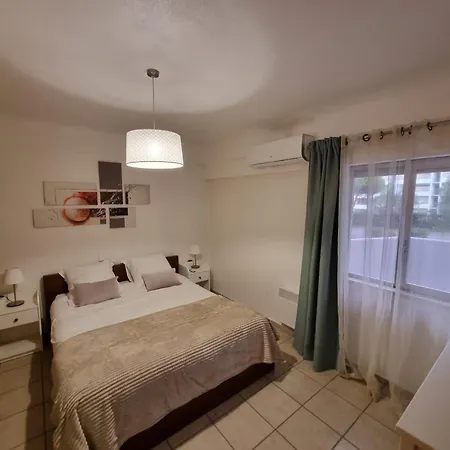Algarve,quarteira Azul * וילהמורה